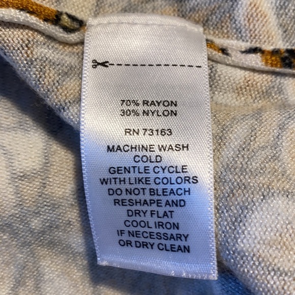 Cable & Gauge Pullover Sweater. Size XL. - Picture 4 of 5